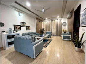 Luxurious 4BR Apartment In Tricity Panchkula By Especial Rentals
